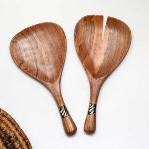 Wide Wooden Salad Grabbers